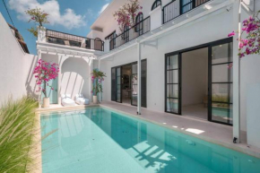 Beachside Mediterranean Luxury: 3BR in Canggu